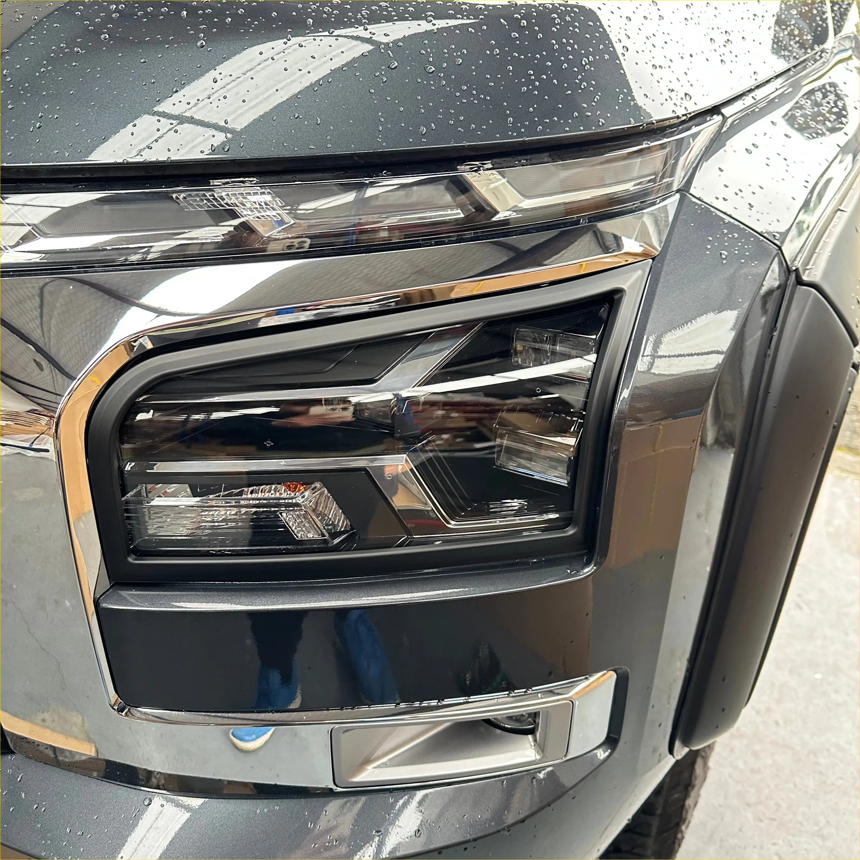 Headlight Covers and Taillight Mitsubishi Triton 2024+ Matte - Plastic Trim