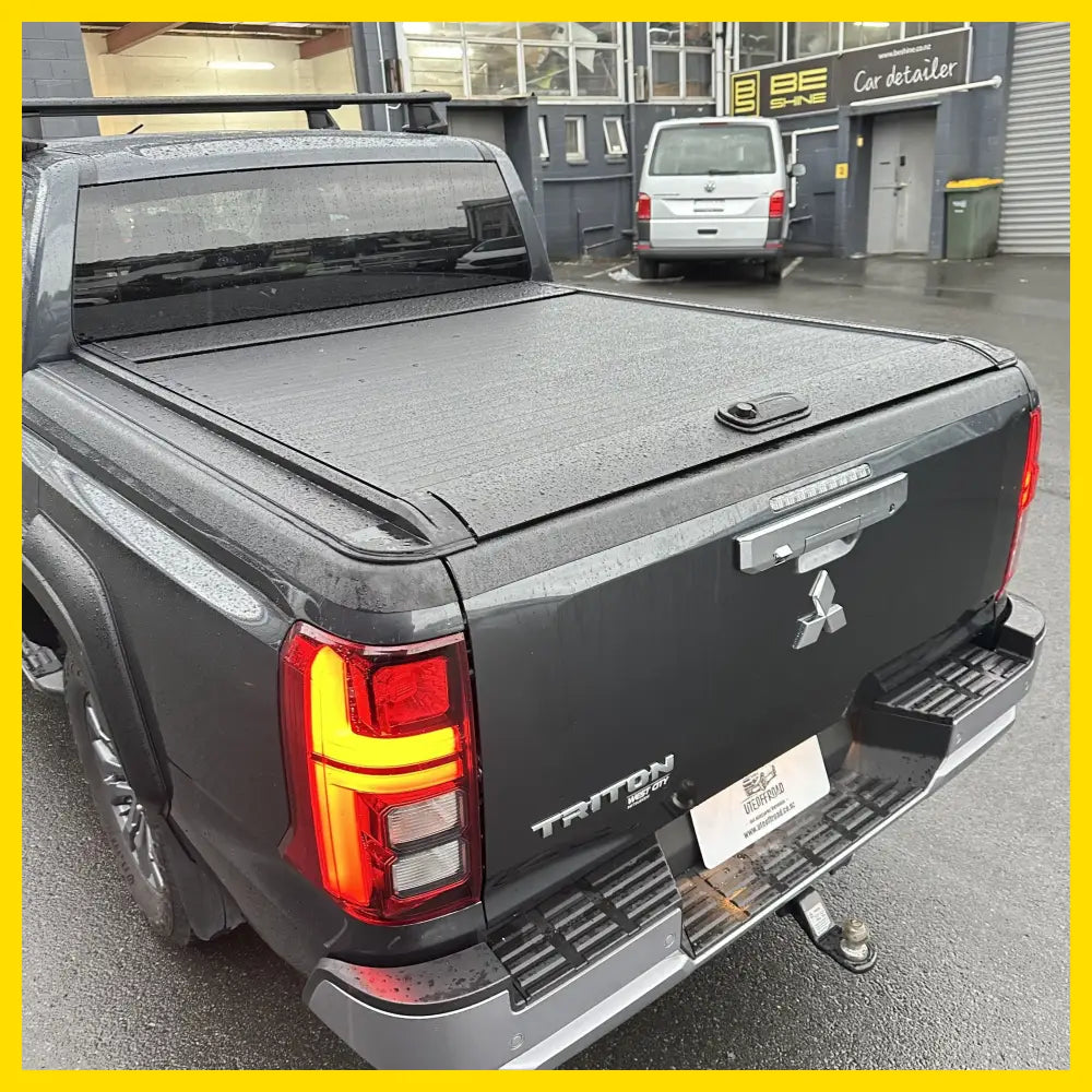 Manual Roller Shutter/Tonneau Cover for Mitsubishi Triton 2024+