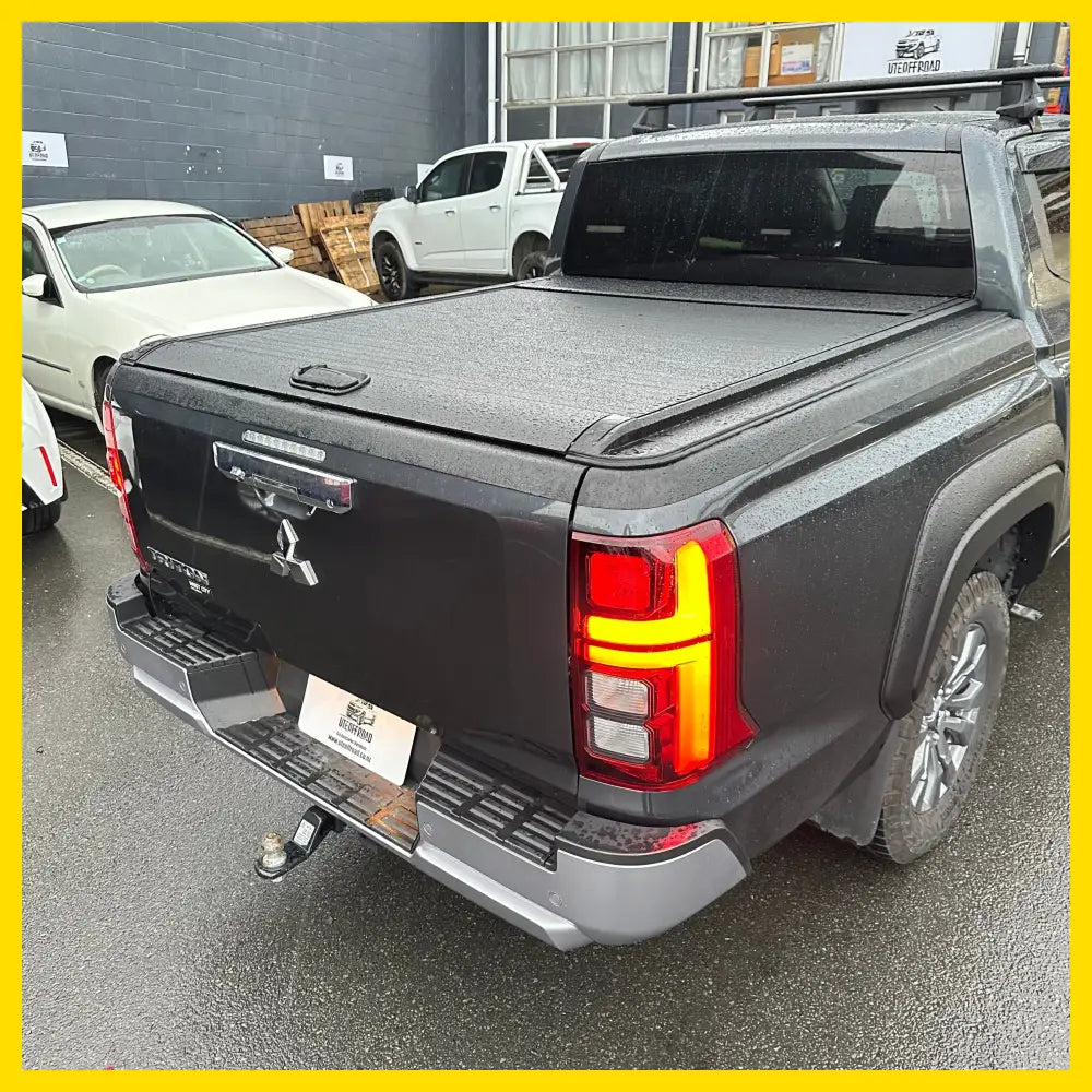 Manual Roller Shutter/Tonneau Cover for Mitsubishi Triton 2024+