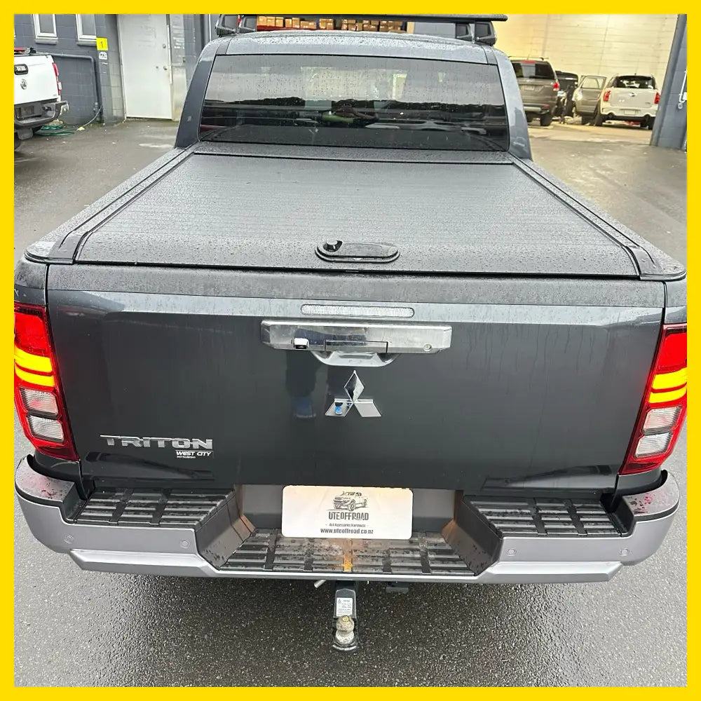 Manual Roller Shutter/Tonneau Cover for Mitsubishi Triton 2024+