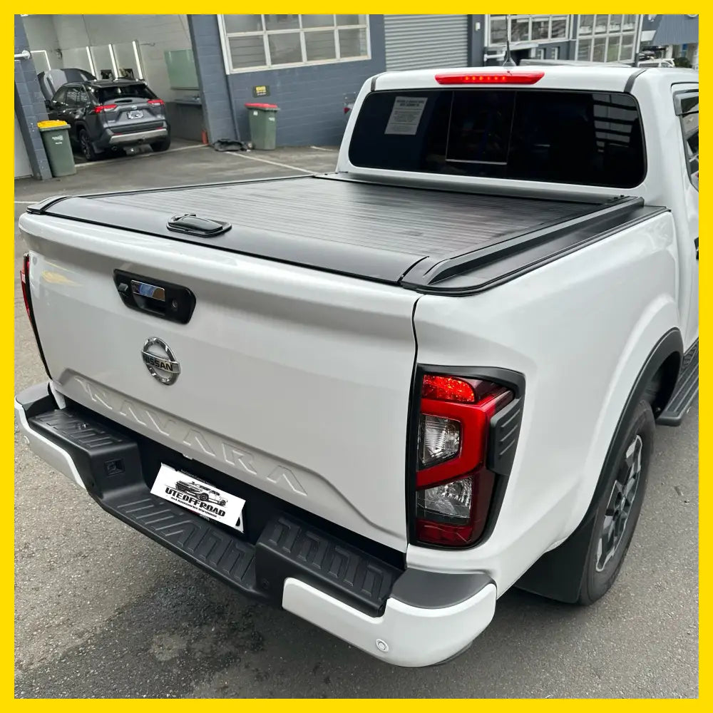 Manual Roller Shutter/Tonneau Cover for Nissan Navara NP300