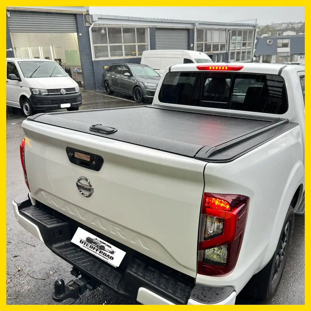 Manual Roller Shutter/Tonneau Cover for Nissan Navara NP300