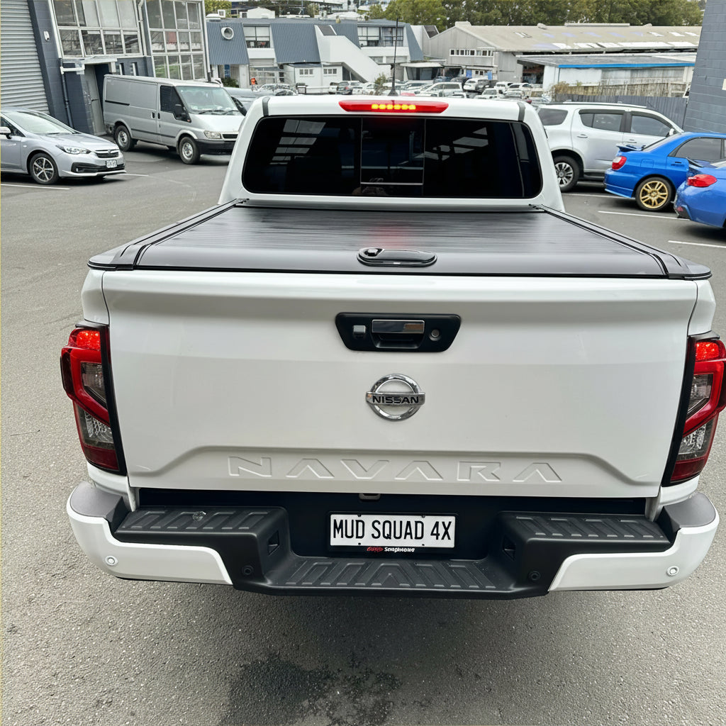 Manual Roller Shutter/Tonneau Cover for Nissan Navara NP300