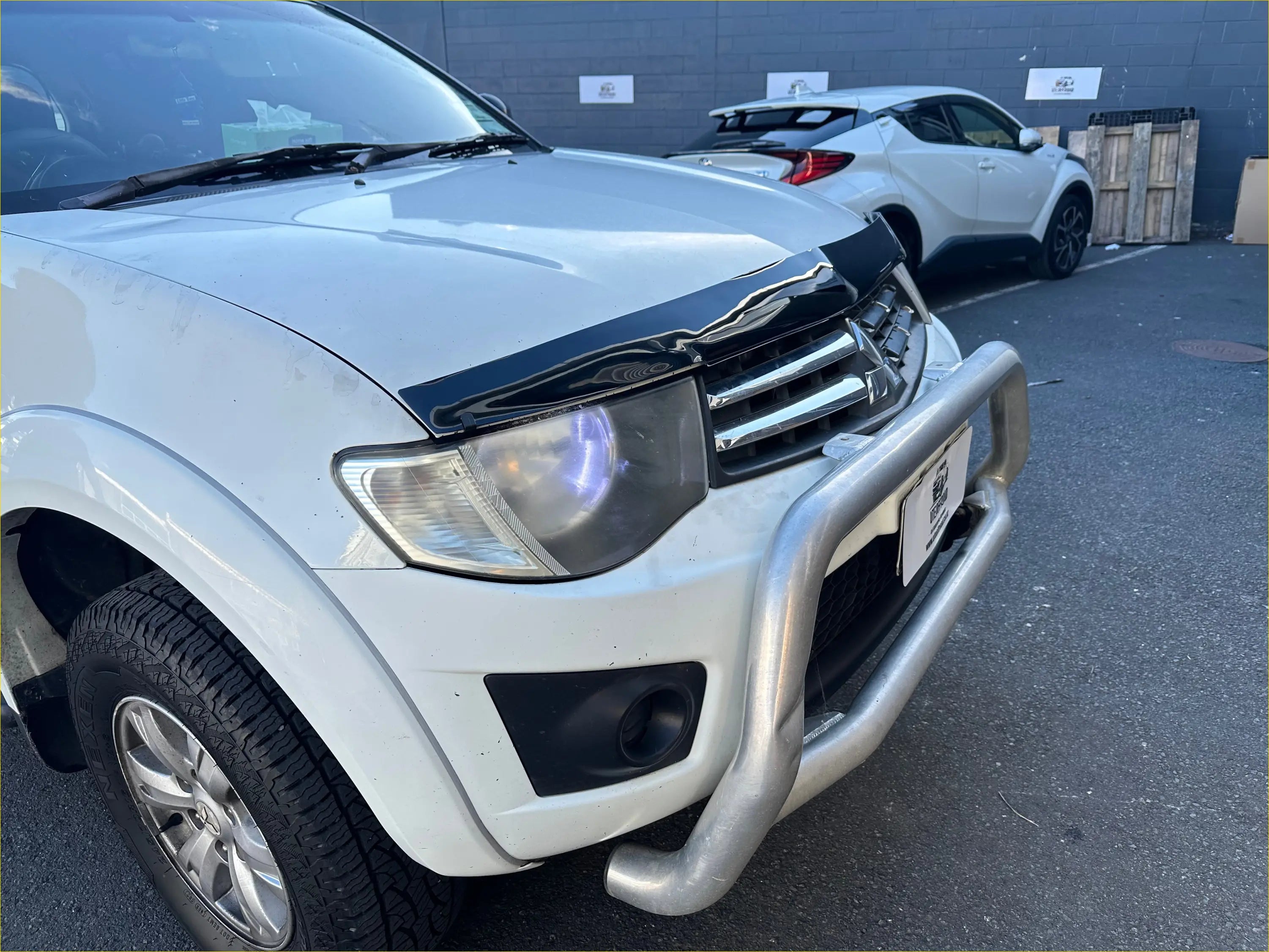 Monsoon and Bonnet Guard Mitsubishi Triton 2005-2015 - Door Visor &