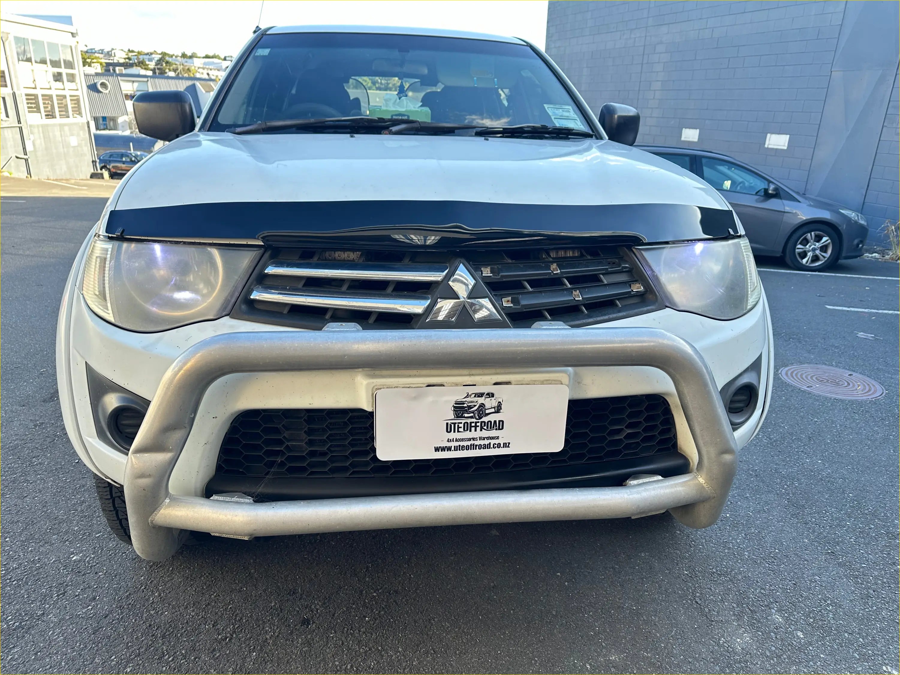 Monsoon and Bonnet Guard Mitsubishi Triton 2005-2015 - Door Visor &