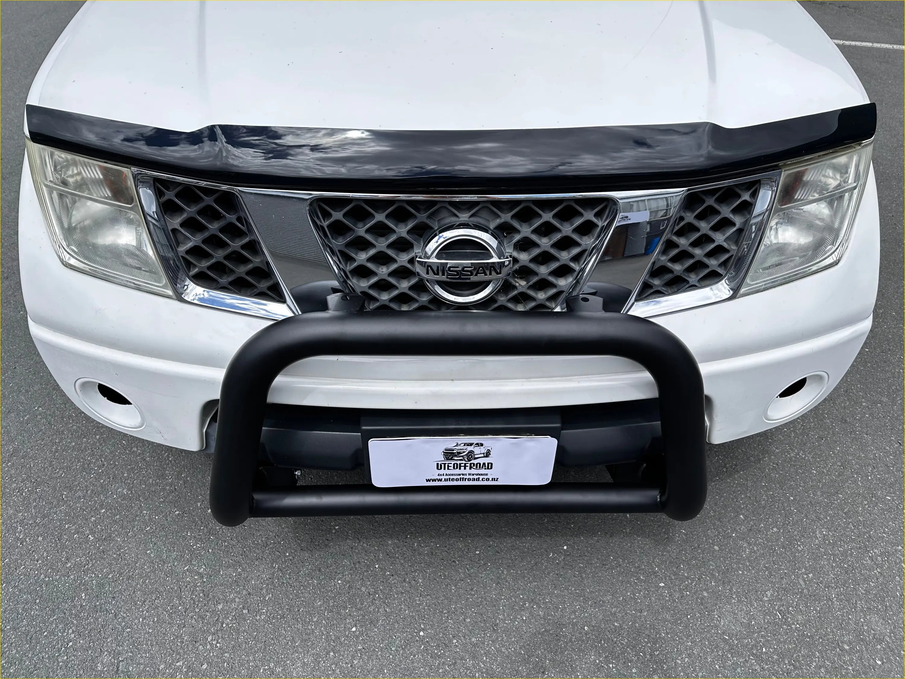 Monsoon and Bonnet Guard Nissan Navara D40 2005-2015 - Door Visor &