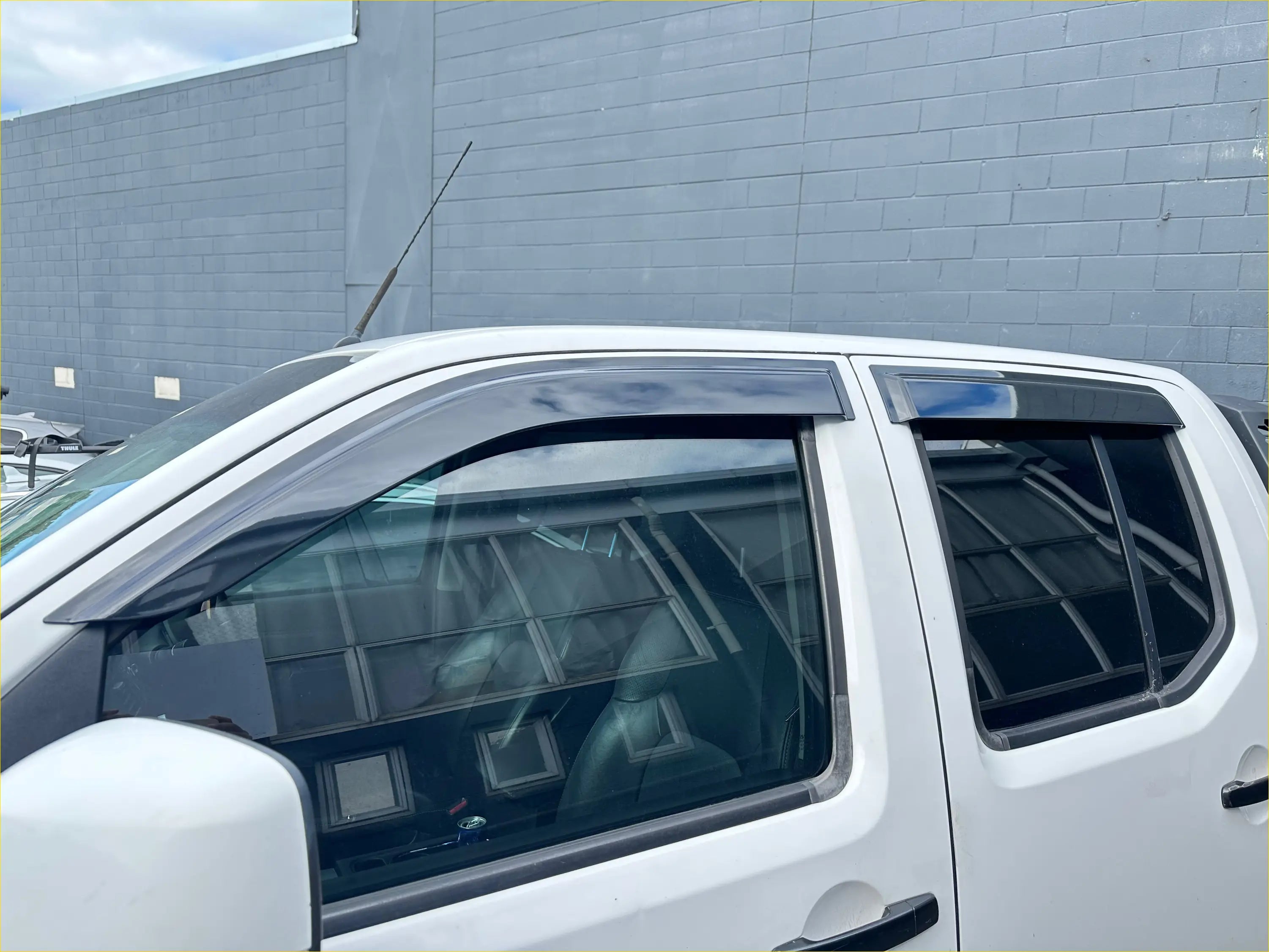 Monsoon and Bonnet Guard Nissan Navara D40 2005-2015 - Door Visor &