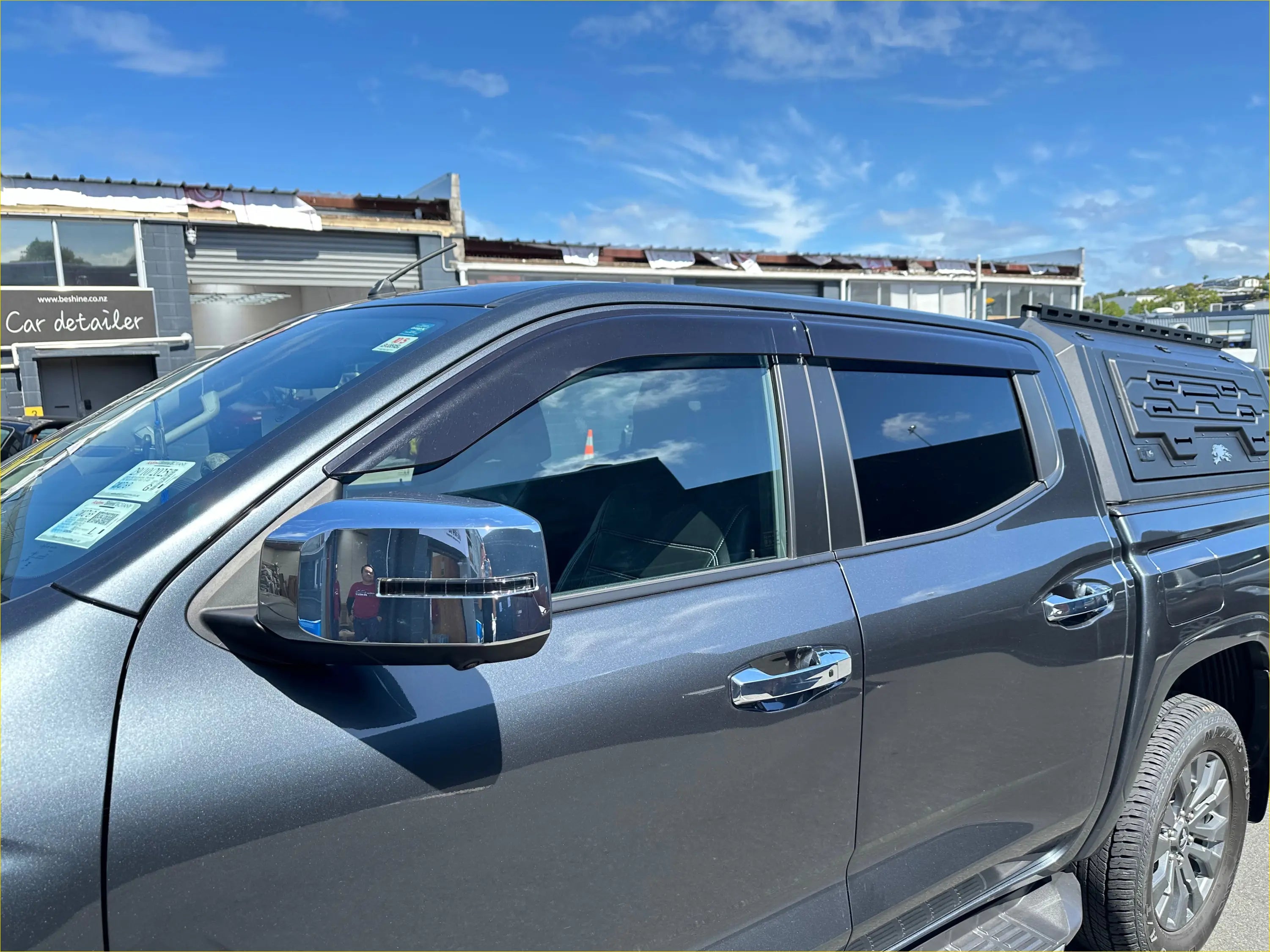 Monsoon and Bonnet Guard OEM Style Mitsubishi Triton 2024+ - Door Visor &