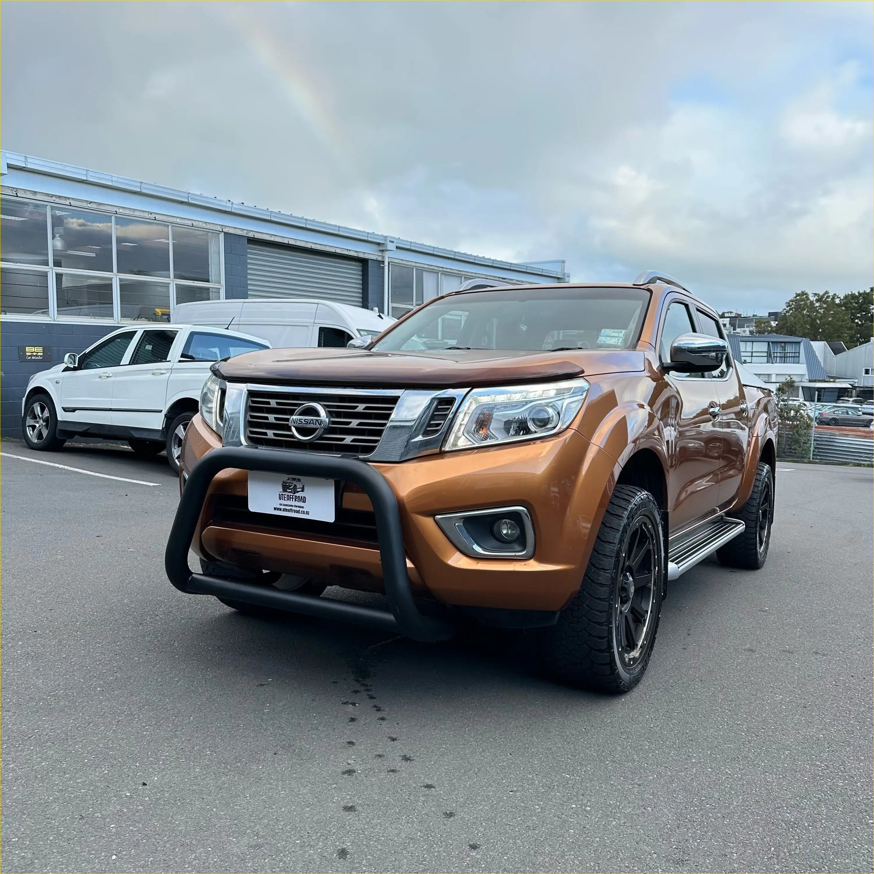 Monsoon and Bonnet Guard OEM Style Nissan Navara NP300 2015-2020 - Door Visor &