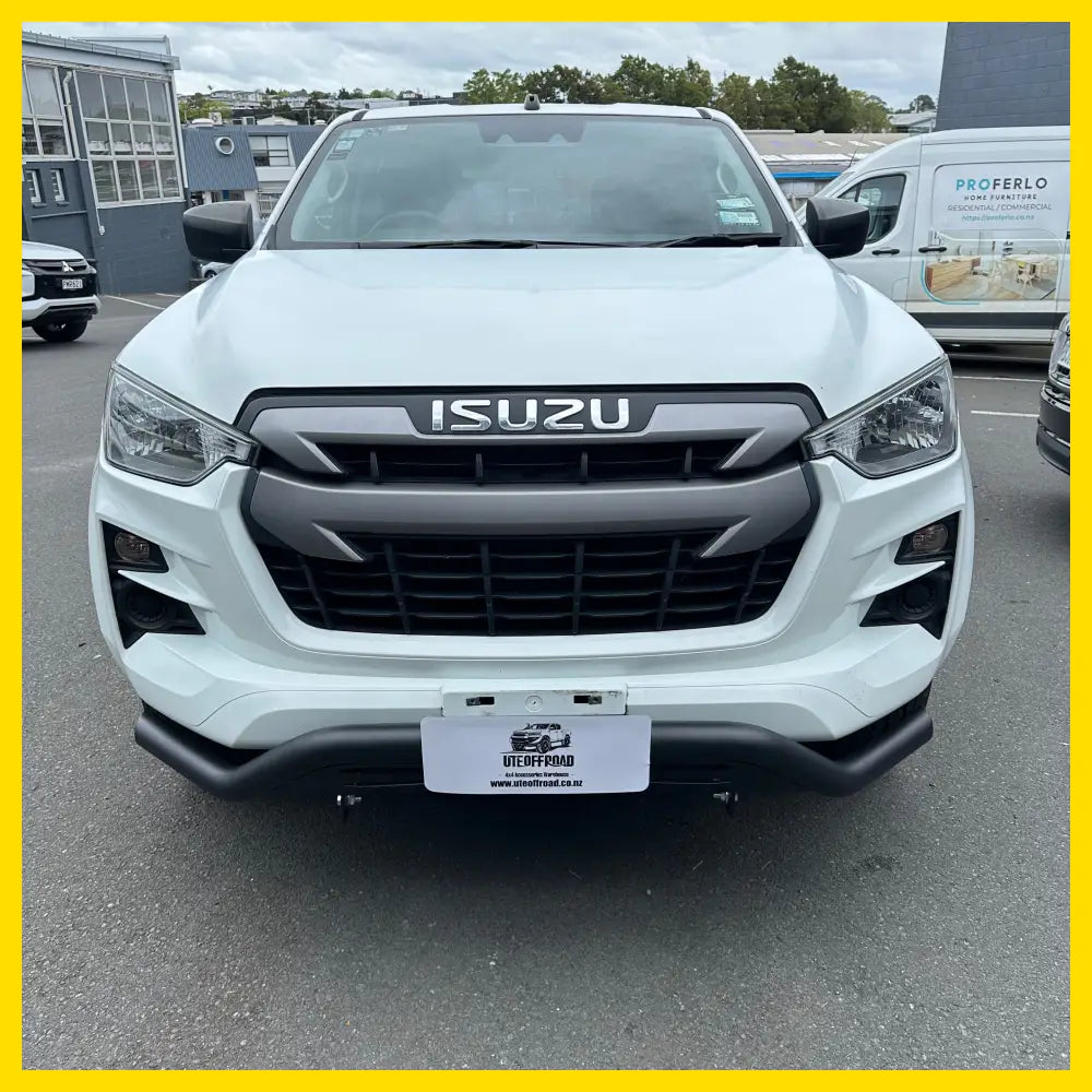 Nudge bar (Compatible Front Sensors) Isuzu D-Max 2021-2023 Black Q1