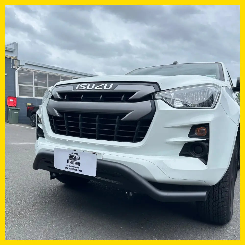 Nudge bar (Compatible Front Sensors) Isuzu D-Max 2021-2023 Black Q1