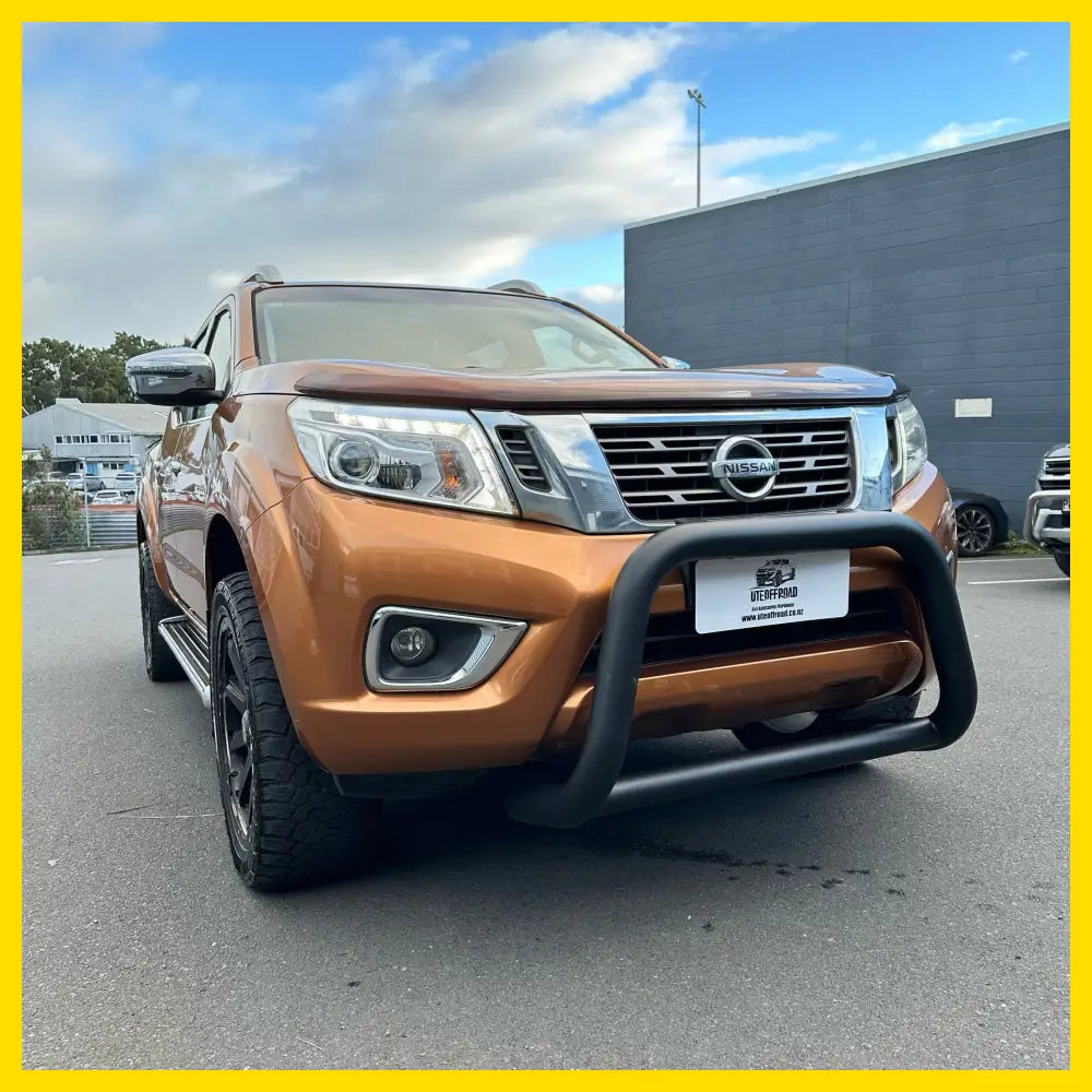 Nudge Bar (Compatible Front Sensors) Nissan Navara NP300 2015-2020