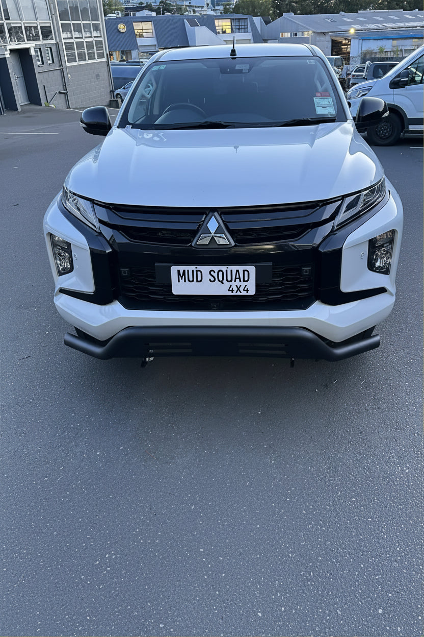 Nudge bar for Mitsubishi Triton 2019-2023 Black Q1