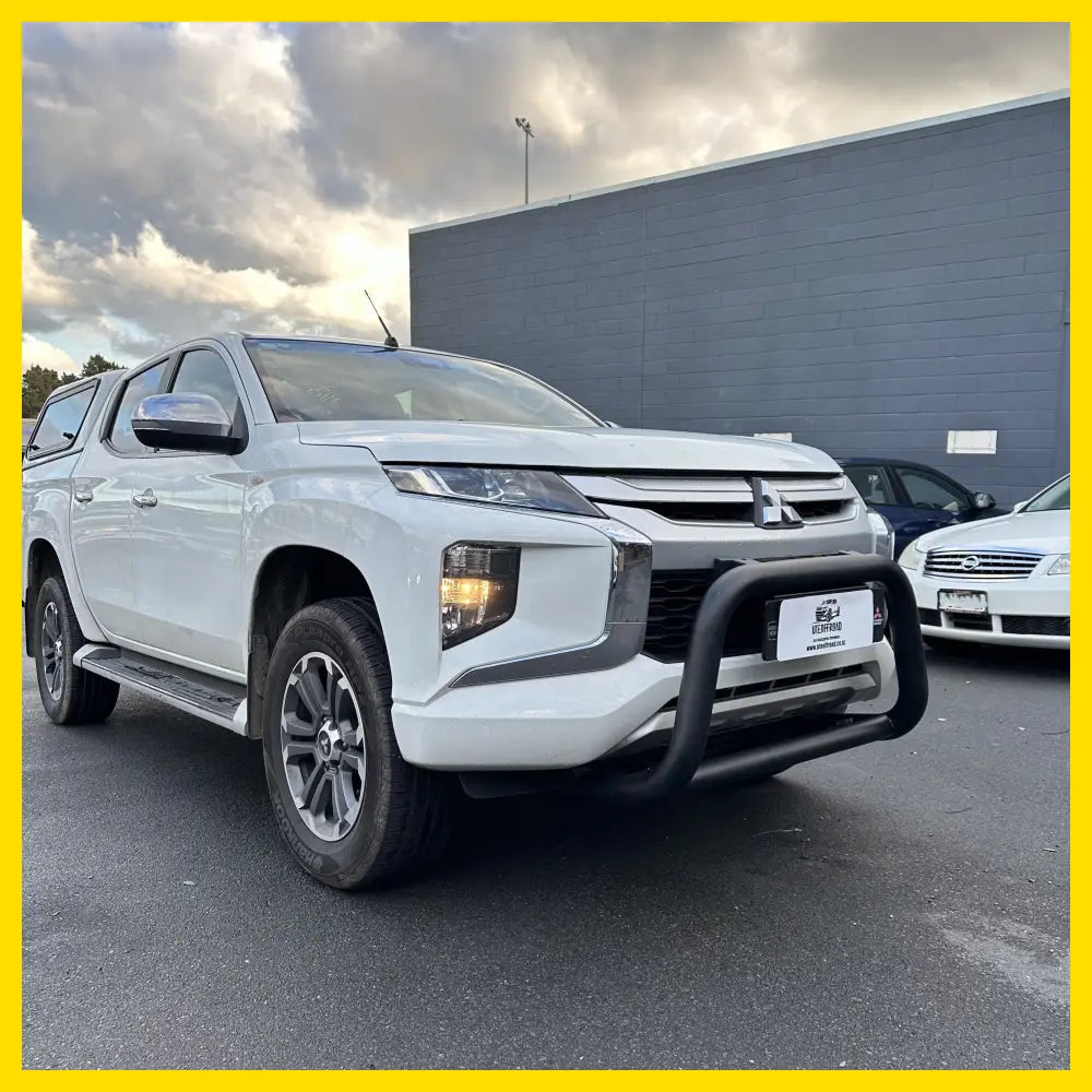 Nudge bar for Triton 2019-2023 Black