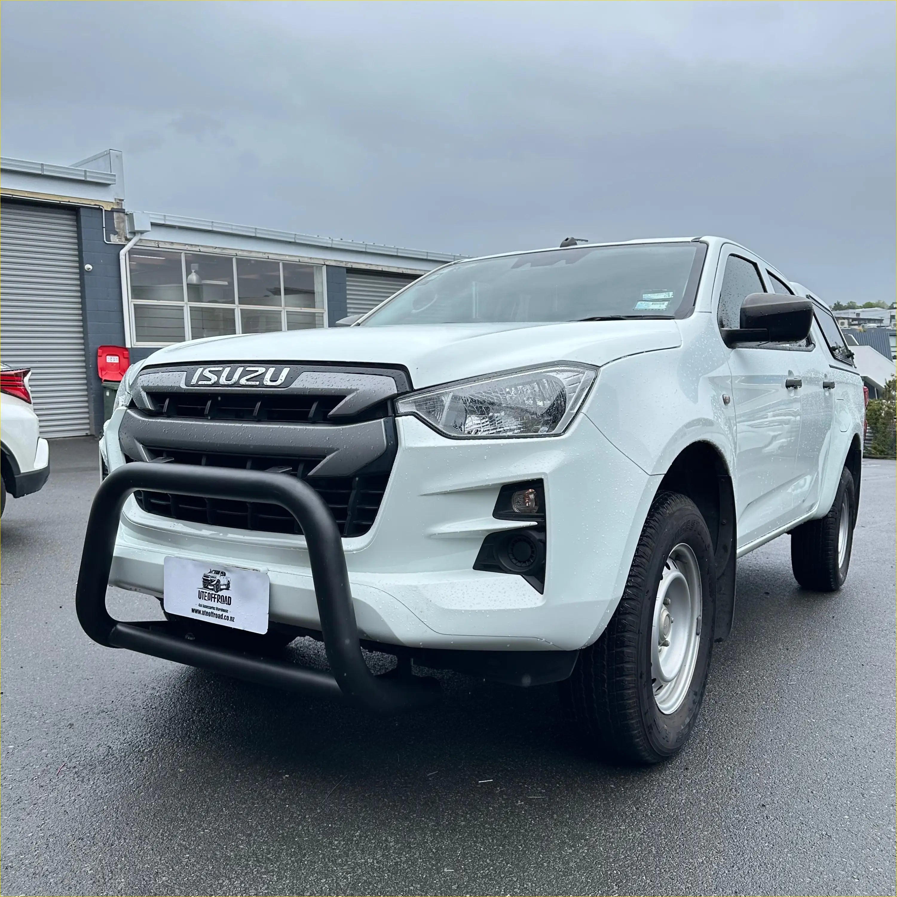 Nudge Bar Isuzu D-Max LS / LX 2021-2023 Matte Black