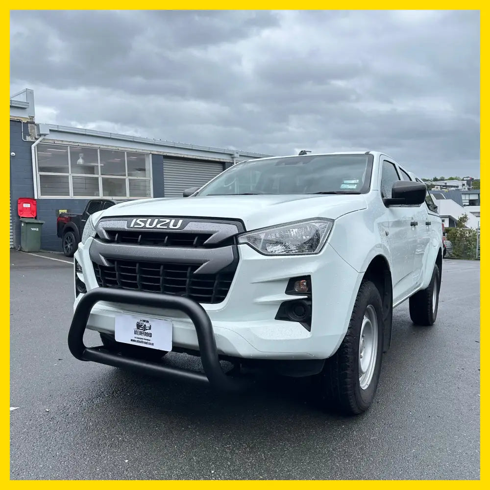 Nudge Bar Medium Size for Isuzu D-Max 2021-2023 Matte Black