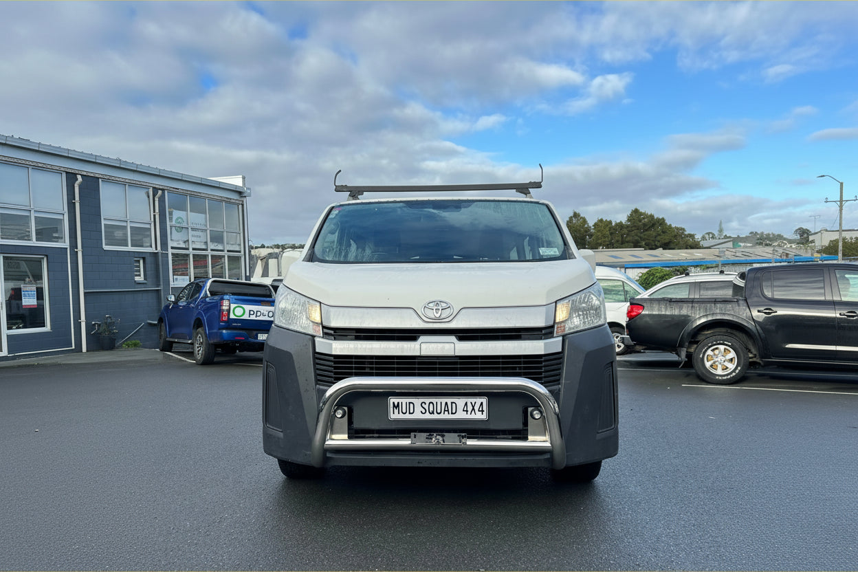 Nudge Bar Toyota Hiace 2019+ Chrome