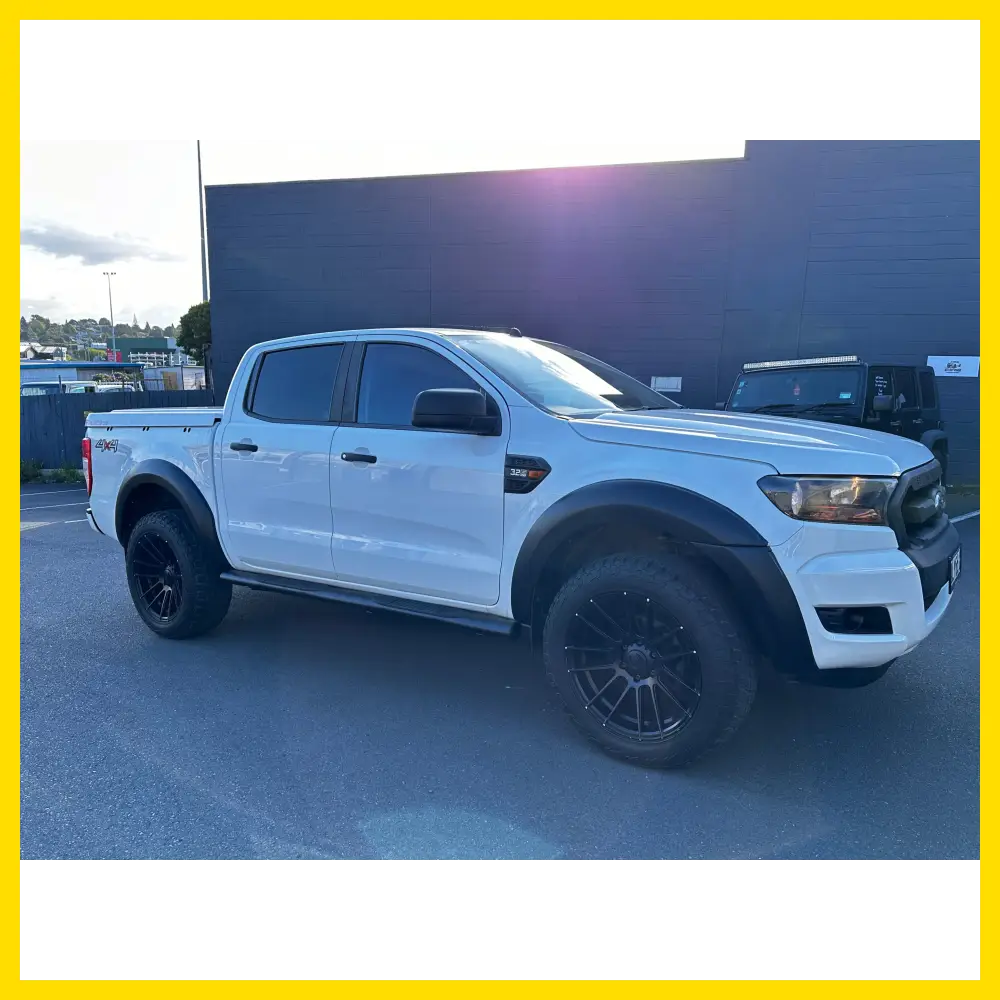 Running Board 4 inch Oval Tube Black Stainless Steel BT50 12-20