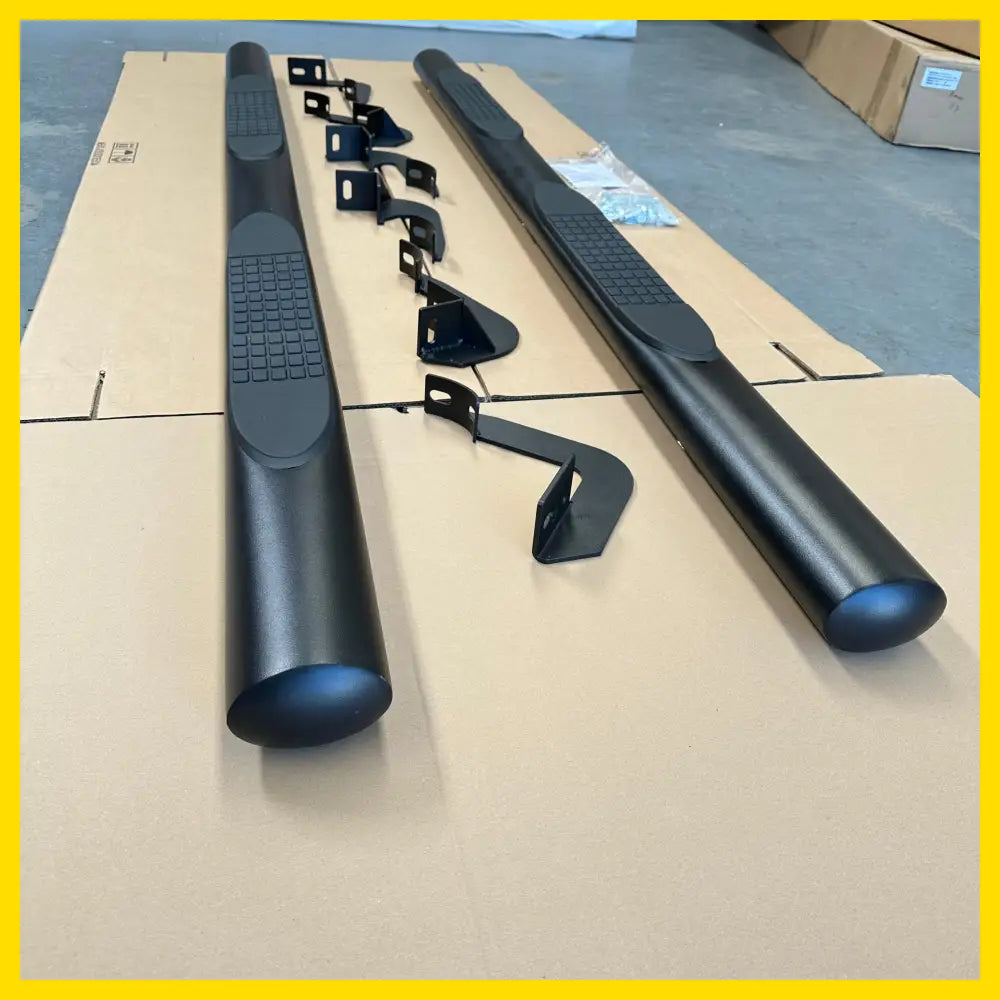 Running Board 4 inch Oval Tube Black Stainless Steel D-Max 2012-2020