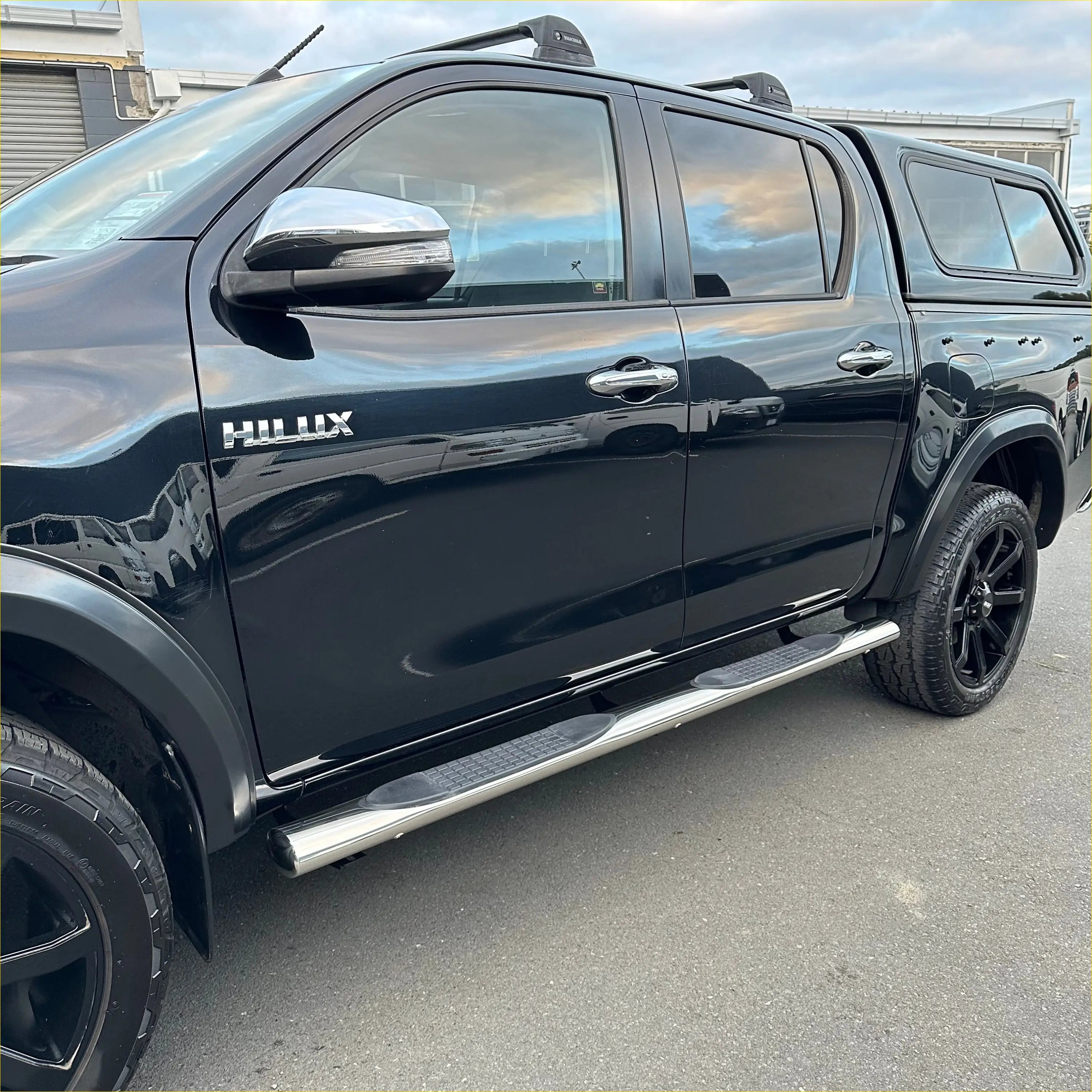 Running Board 4 inch Oval Tube Stainless Steel Hilux 2015-Current