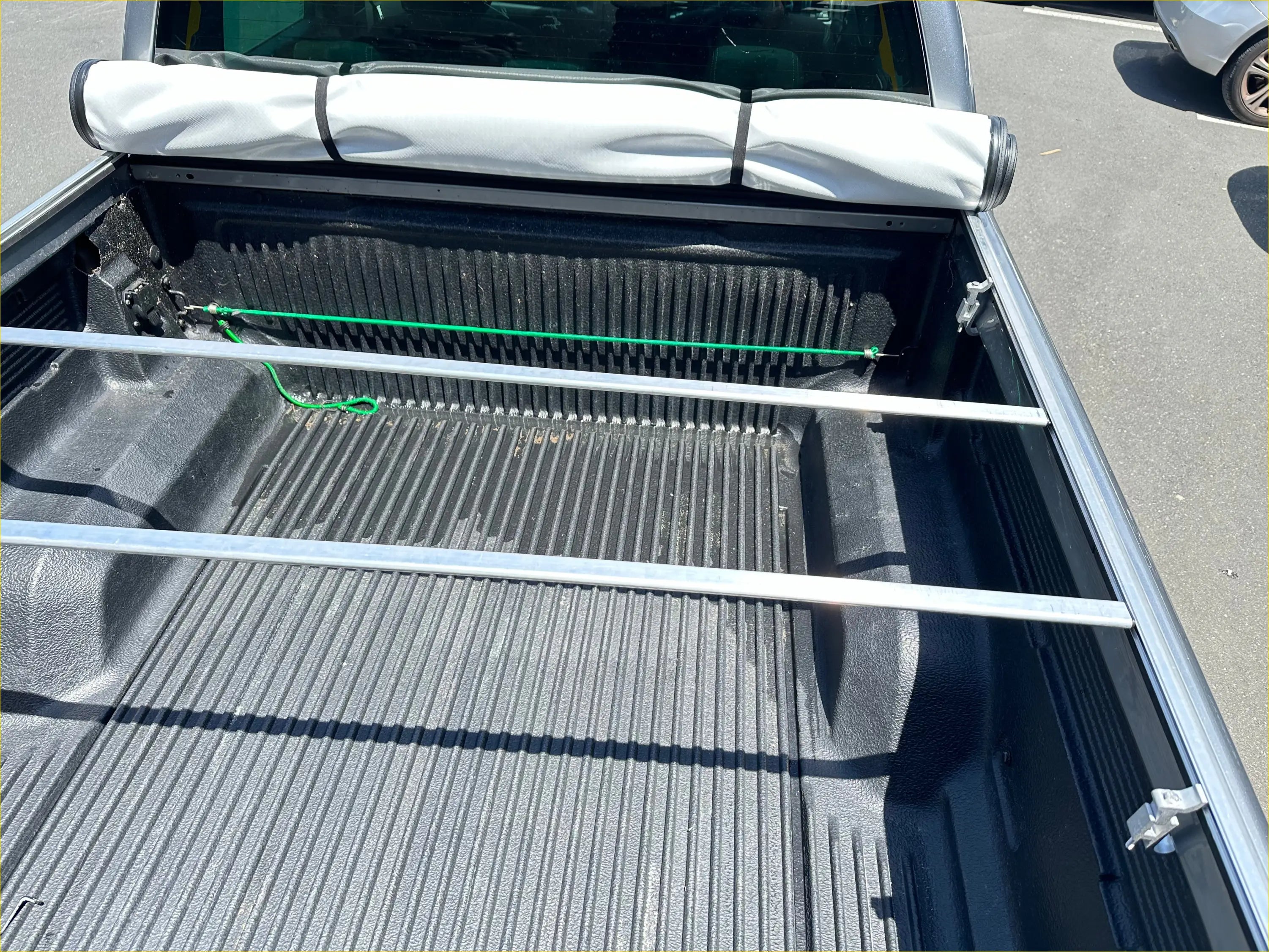 Soft Tonneau Cover for Toyota Hilux 2015-2020 SR5/SR5 Cruiser Double