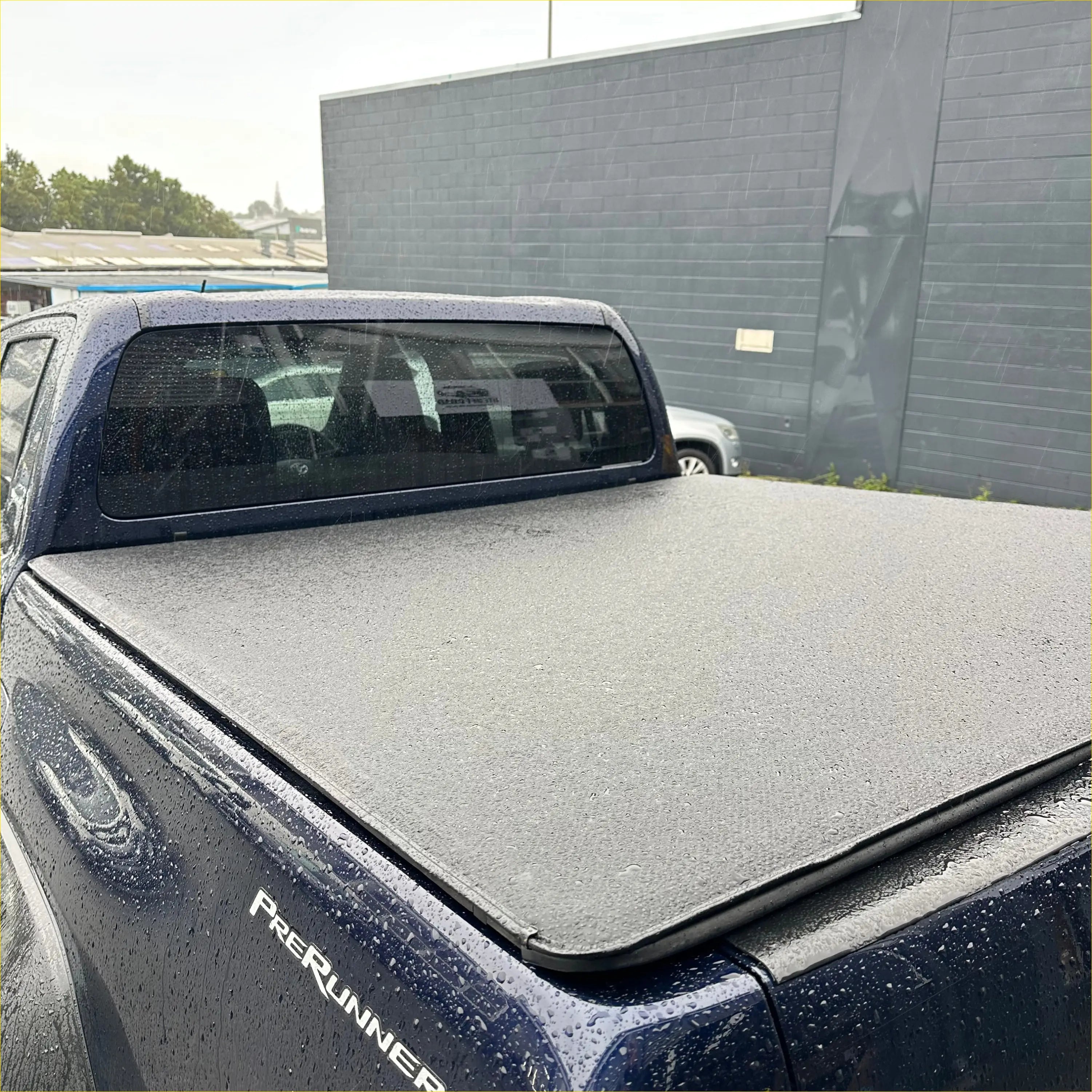 Soft Tonneau Cover for Toyota Hilux 2015-2020 SR5/SR5 Cruiser Double