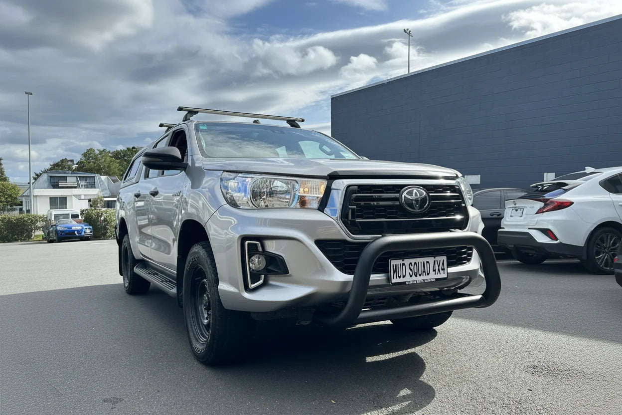 Stainless Steel Nudge Bar Toyota Hilux 2018-2020 Medium Size Matte