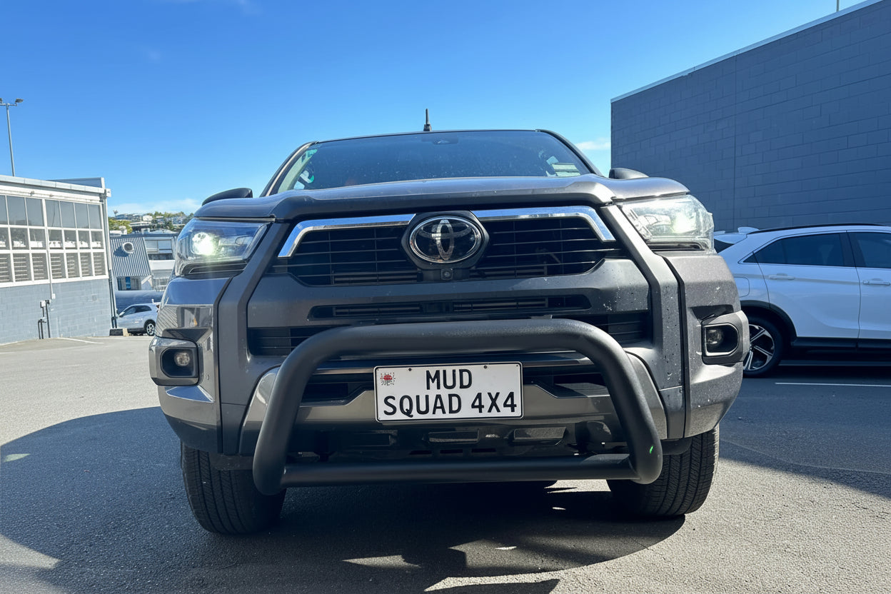 Stainless Steel Nudge Bar Toyota Hilux 2021-2025 Medium