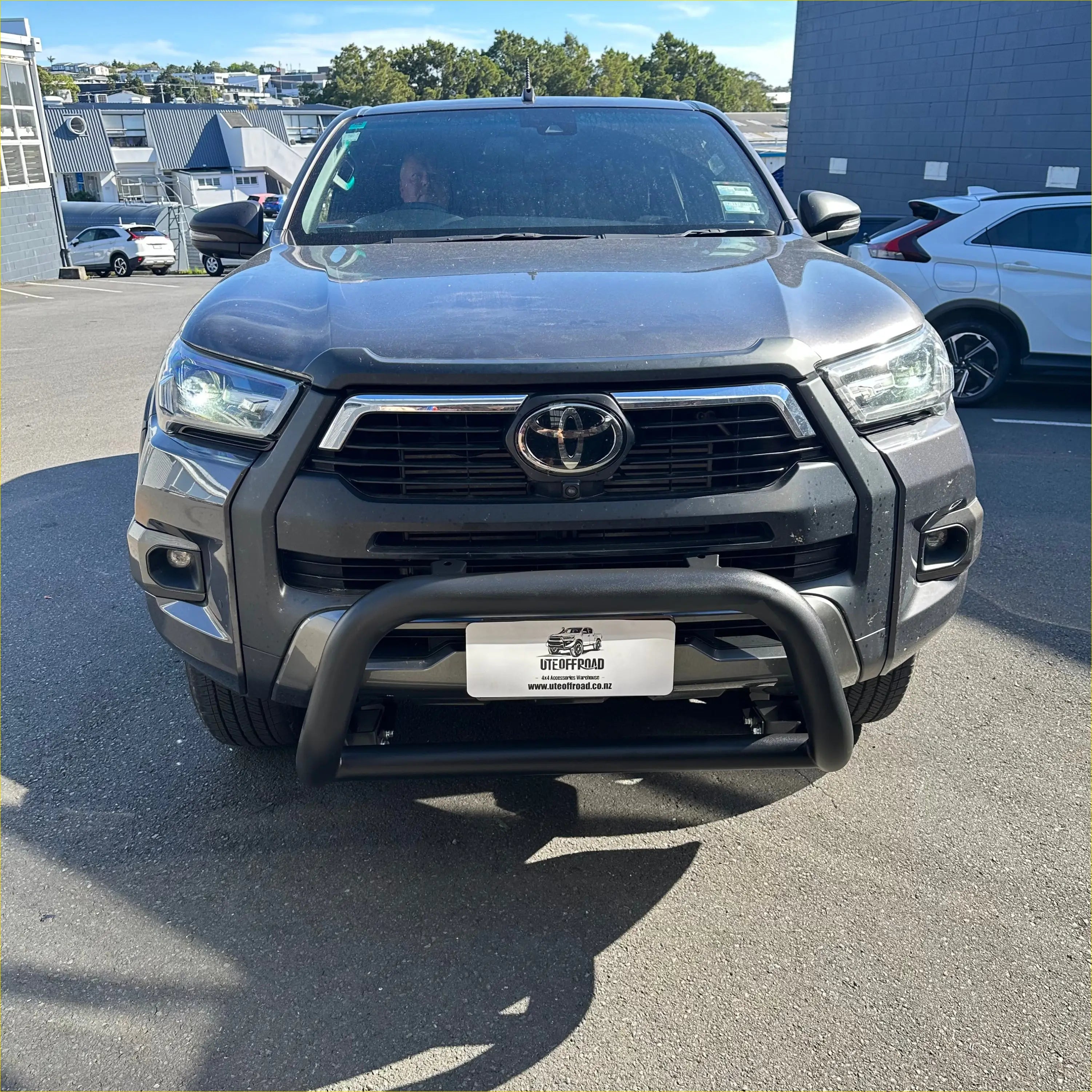 Stainless Steel Nudge Bar Toyota Hilux 2021-2025 Medium